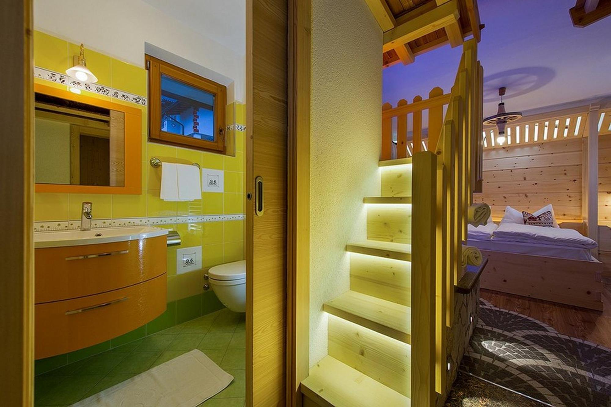 Mytime Hotels La Grotta Vigo di Fassa Quarto foto